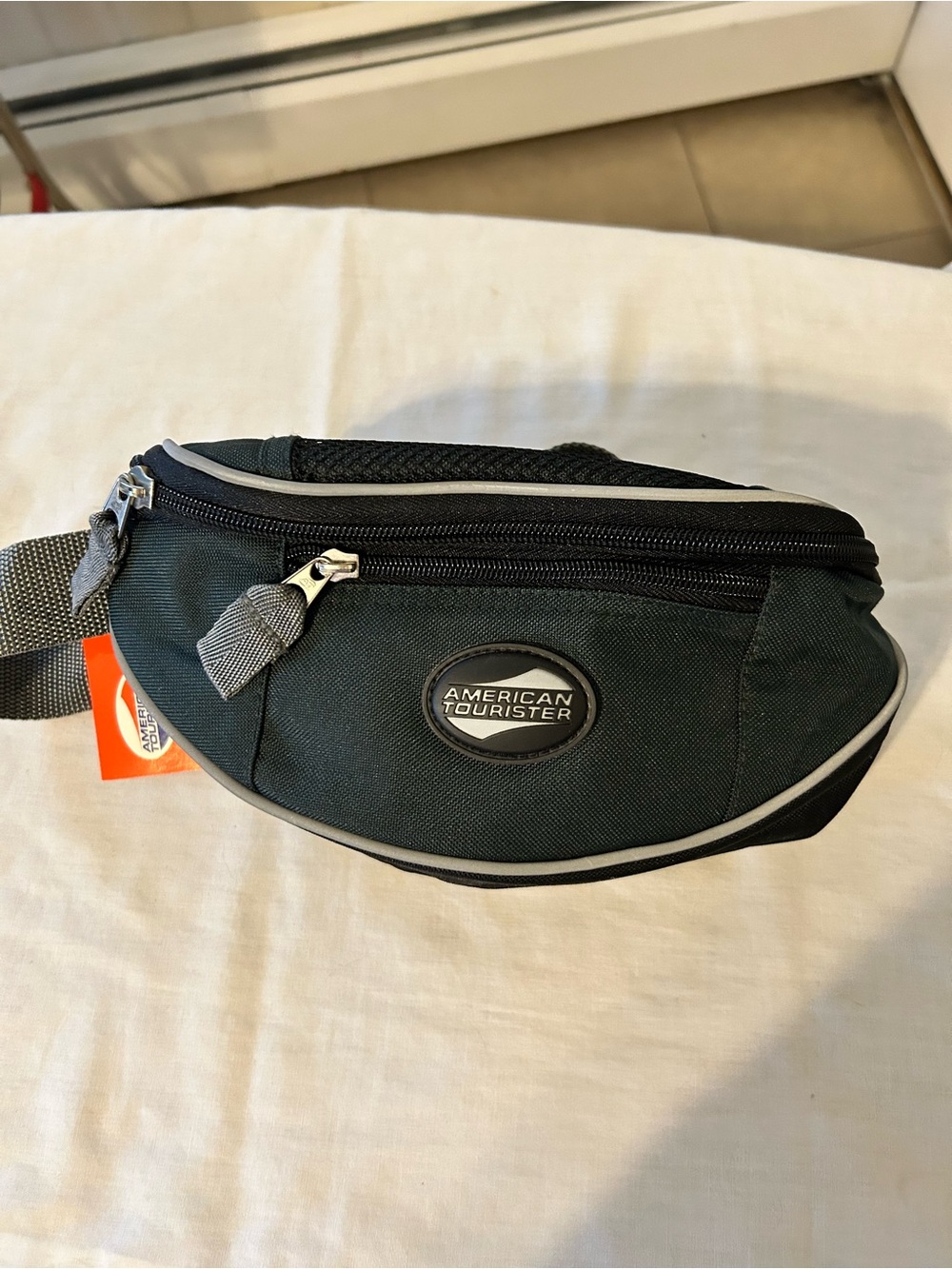NWT American Tourister Dark Green/Black Fanny Pack With Adj. Strap